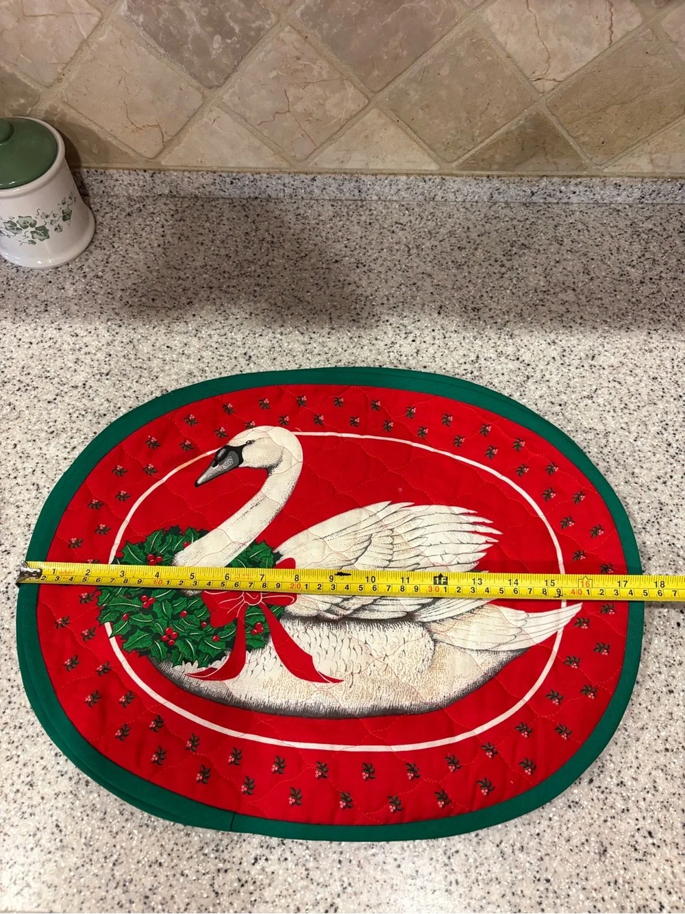 Vintage 1980s handmade quilted oval Christmas placemat white swan & Tree Skirt
